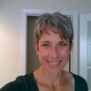 Meet your Posher, Dana